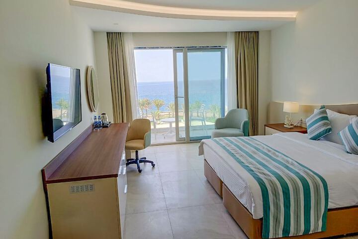 Room 15 of 92