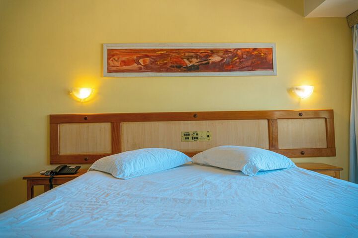 Room 9 of 81