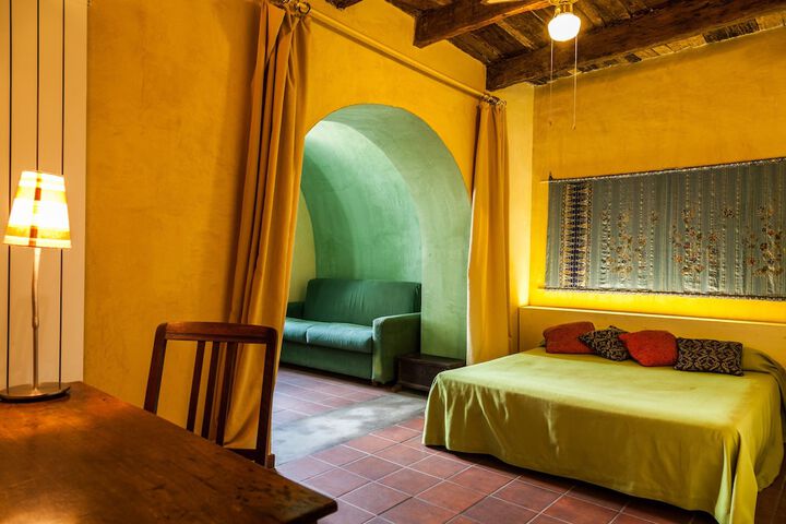 Room 4 of 45