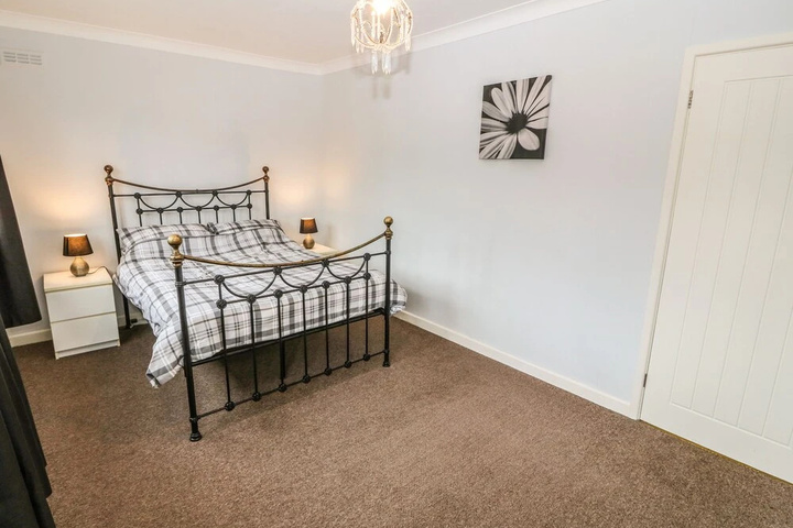 Room 7 of 20