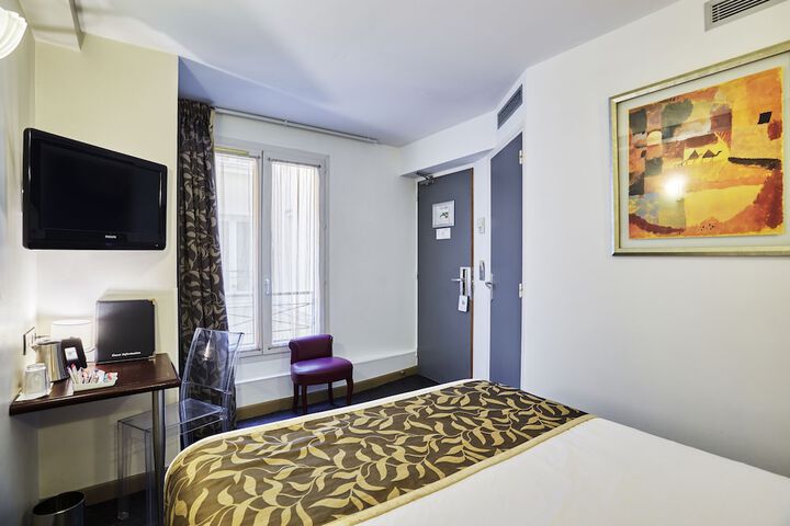 Room 5 of 27