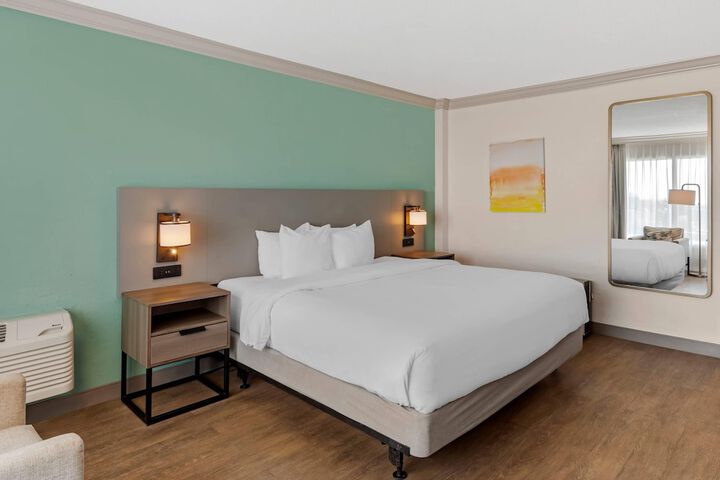Room 21 of 55