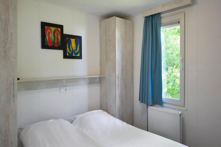 Room 2 of 39