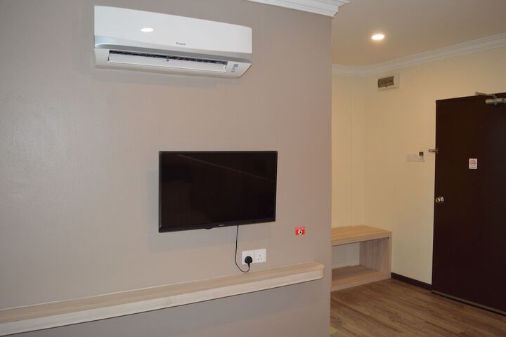 Room 28 of 57