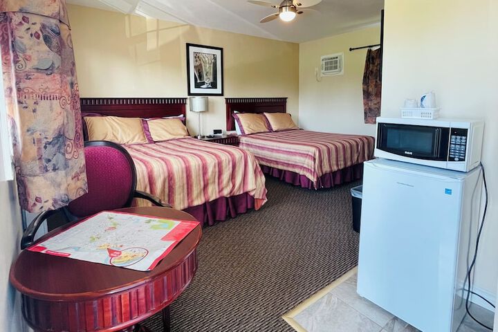 Room 7 of 16