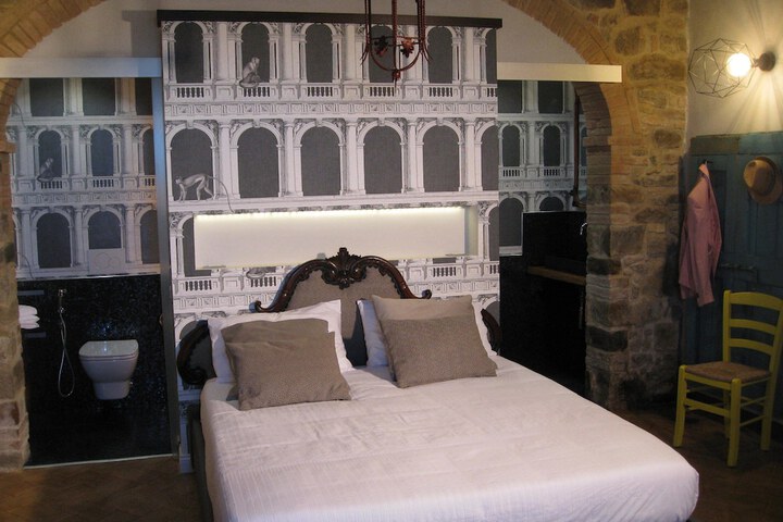 Il Burellino Wine &  Resort in Montalcino