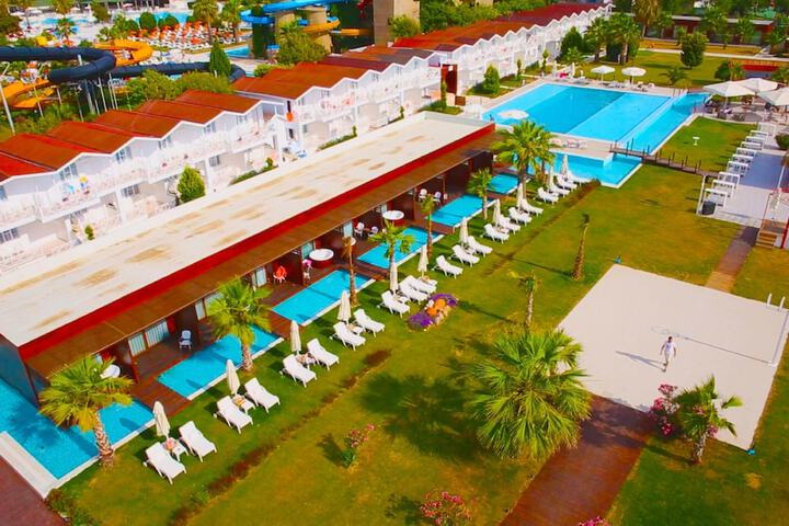Hotel 66 of 71