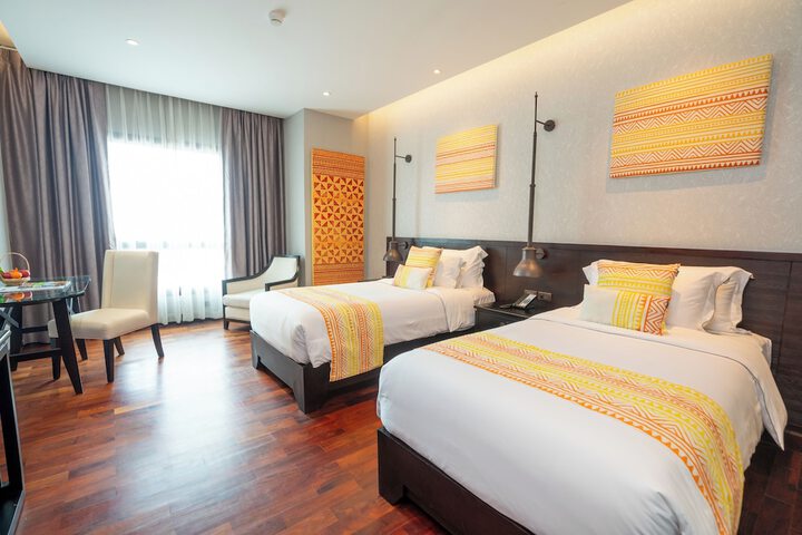 Room 28 of 125
