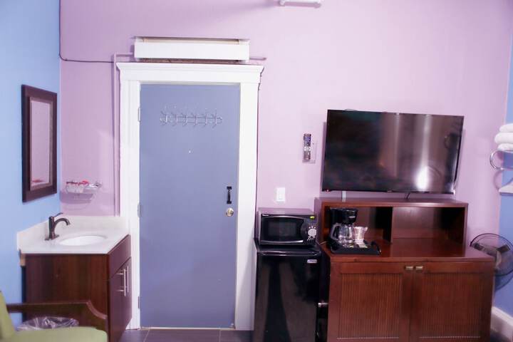 Room 10 of 53