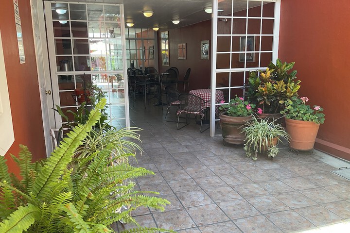 Hotel 58 of 64