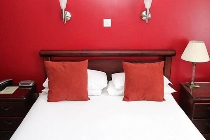 Room 6 of 21