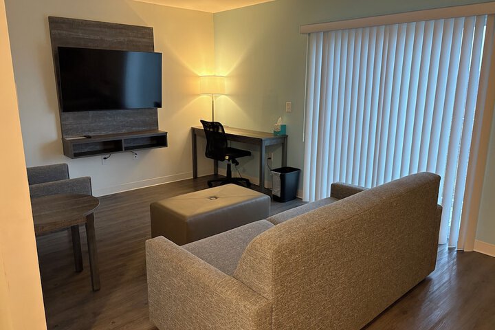 Room 25 of 35