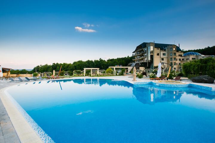 Pool Hotel