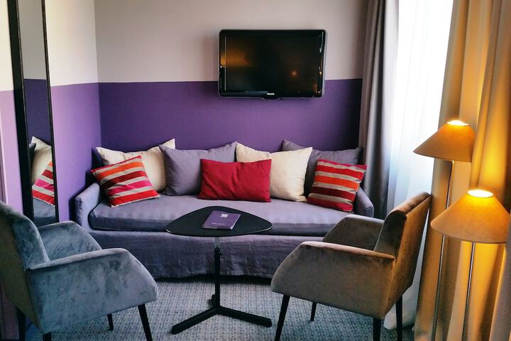 Room 25 of 44