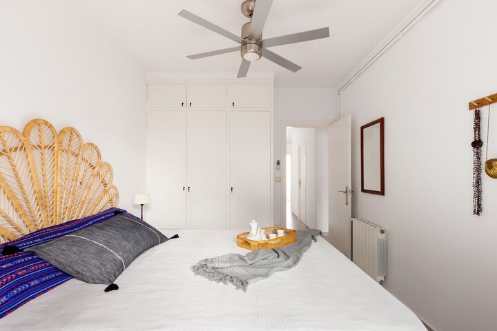 Room 4 of 35