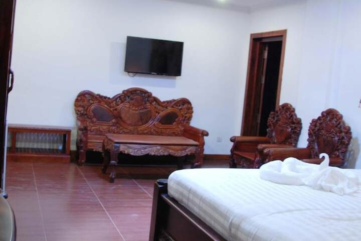 Room 19 of 37