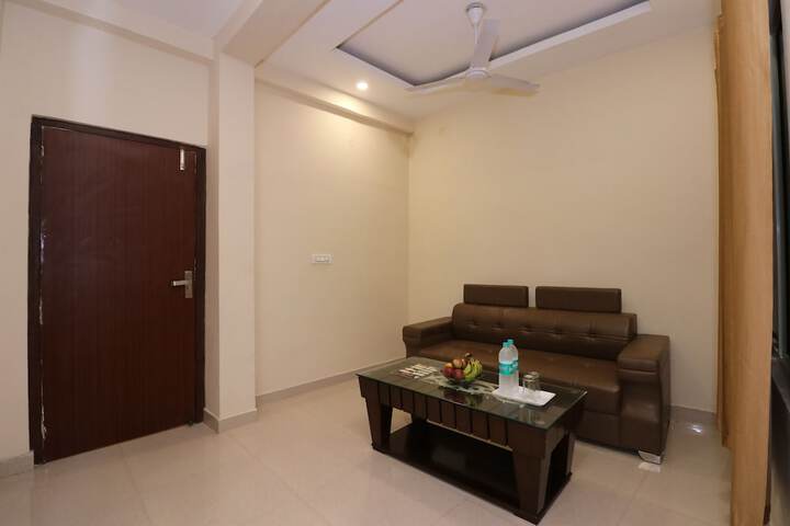Room 16 of 35