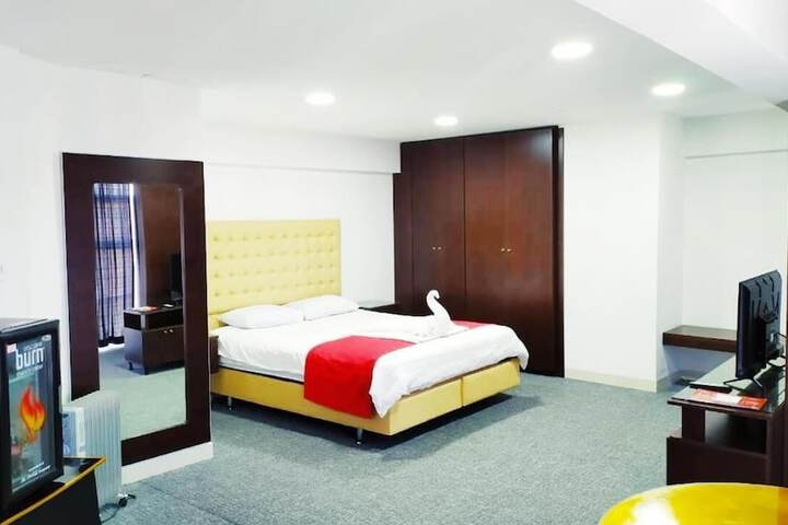 Room 35 of 67