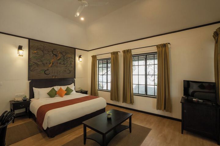 Room 34 of 76