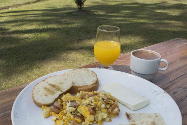 Breakfast/Coffee Service 37 of 54