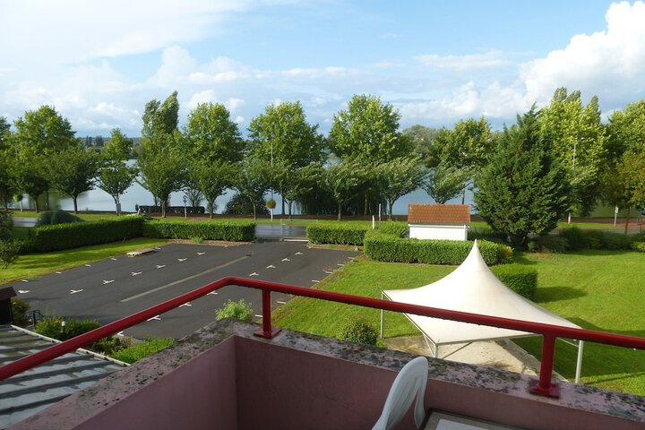 Terrace/Patio 17 of 33