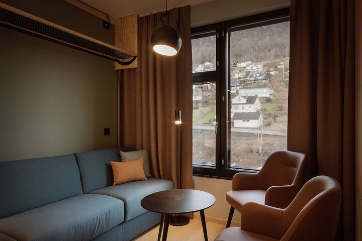 Room 18 of 59