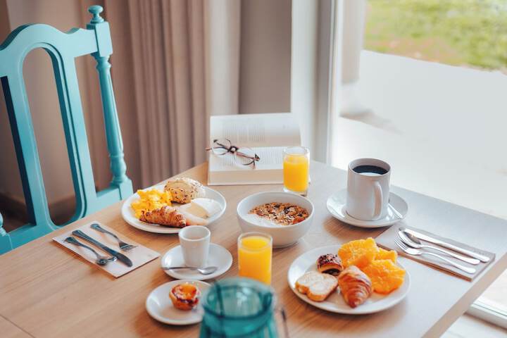 Breakfast/Coffee Service 49 of 76