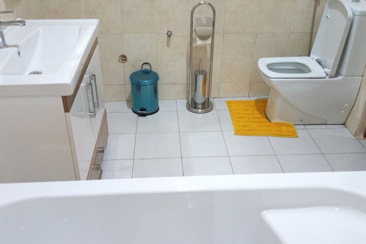 Room 20 of 35