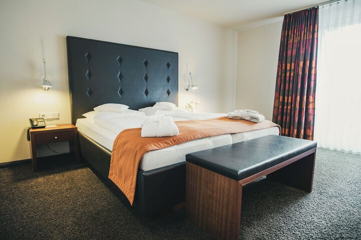 Room 25 of 79