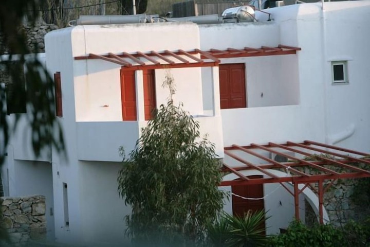 Exterior Photo