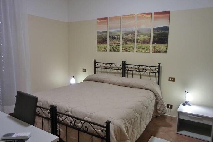 Room 14 of 98