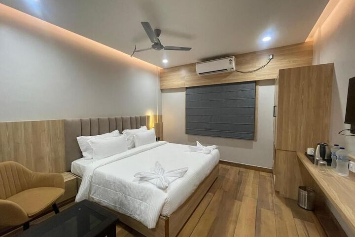 Room 4 of 21