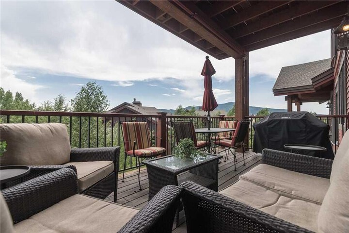 Terrace/Patio 36 of 54