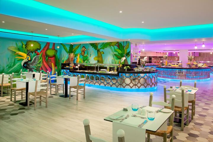 Dining 86 of 115