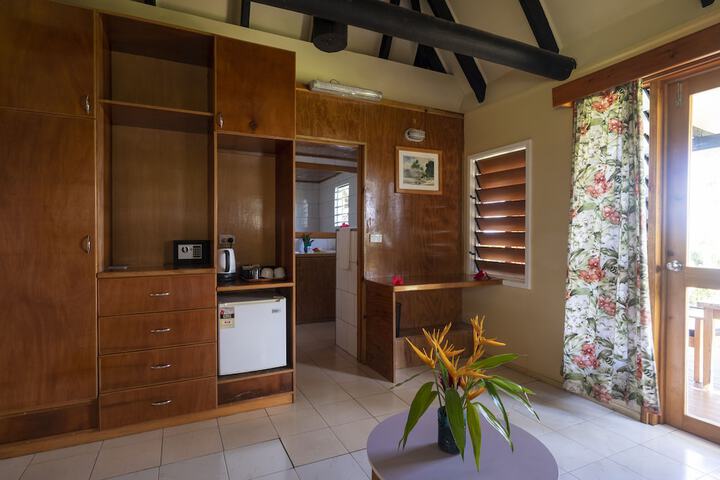 Room 26 of 146