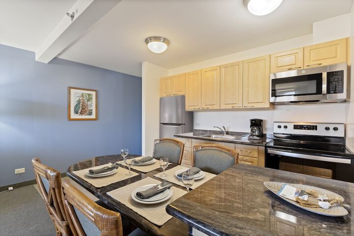 Image of Waikiki Sunset Suite 3113 QTT by Koko Resort Vacation Rentals
