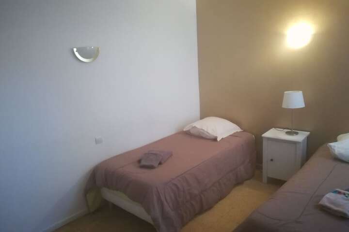 Room 11 of 62