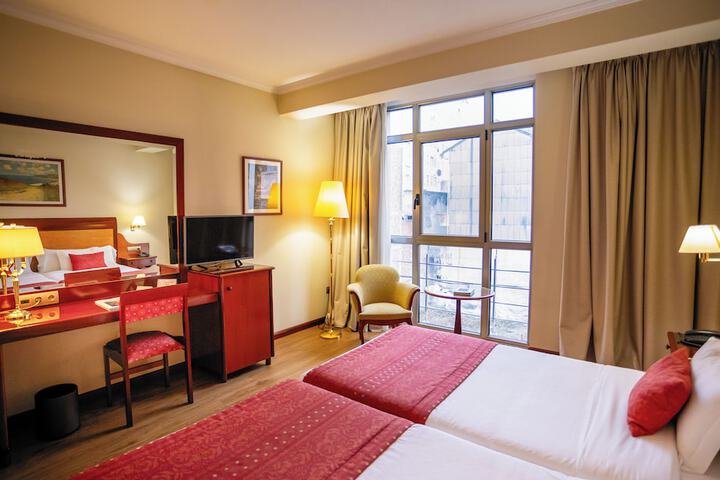 Room 19 of 58