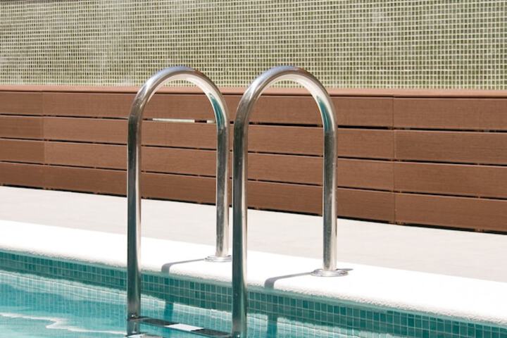 Pool Hotel