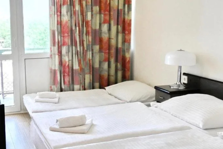 Room 2 of 15