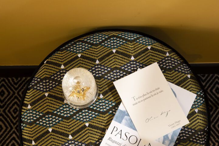Room amenity
