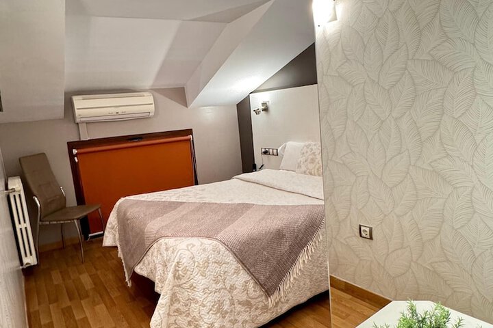 Room 22 of 101