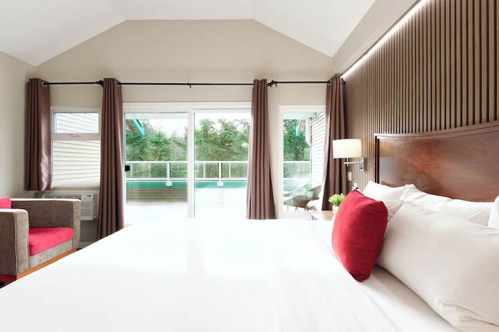 Room 45 of 95