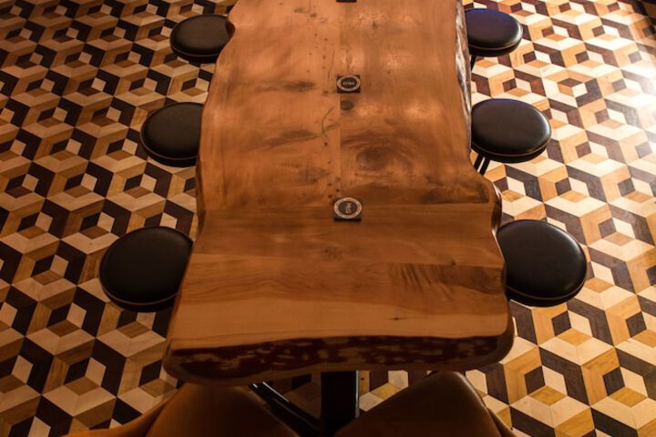 Dining 56 of 85