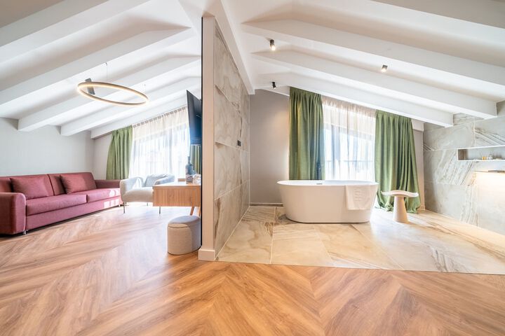 Room 75 of 168