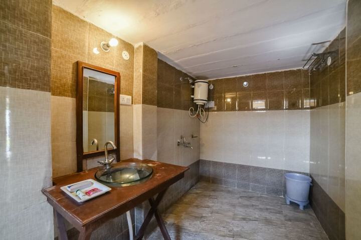 Room 45 of 79