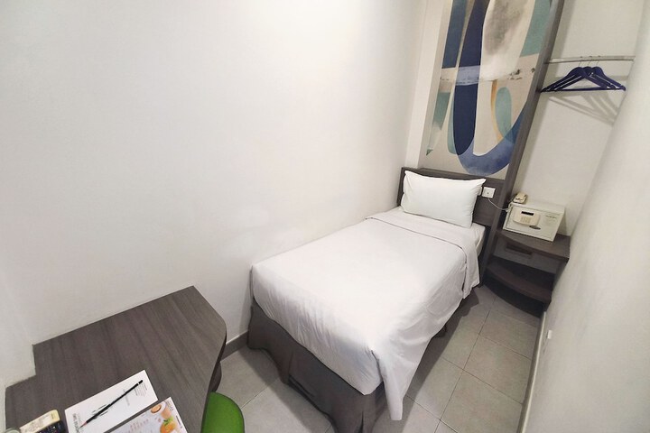 Room 18 of 56