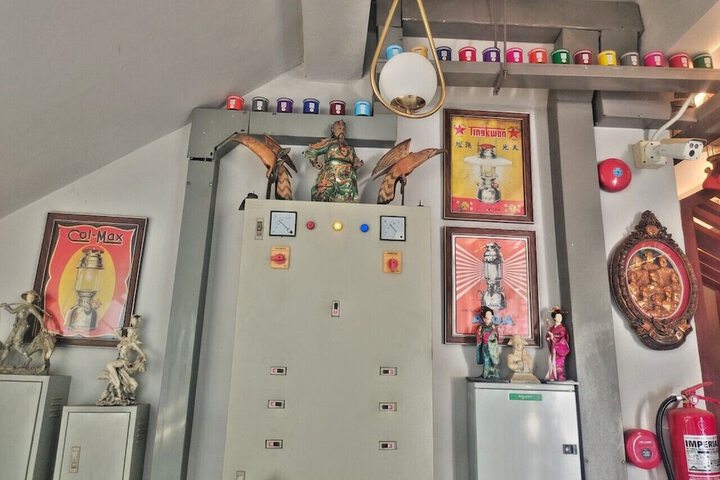 Room 16 of 105