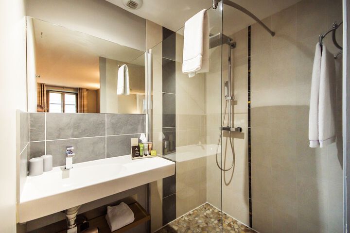 Clean Restrooms