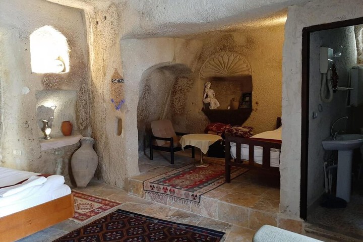 Room 19 of 59